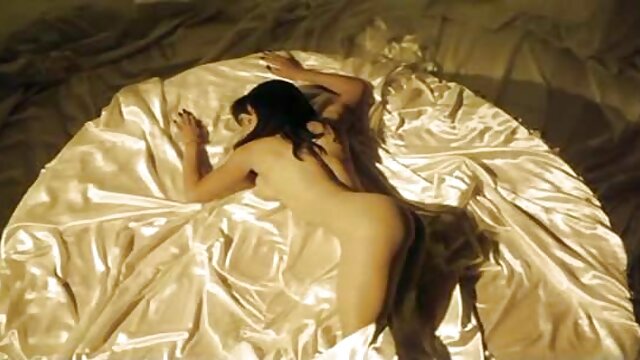 Fakehub: جوارب طويلة افلام جنس تركية شم الصباح - Isabella De Laa in pornHD